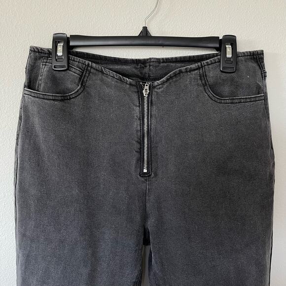 NWT Cider Gray Black Zip Front Jeans (Size Large) - Picture 2 of 9